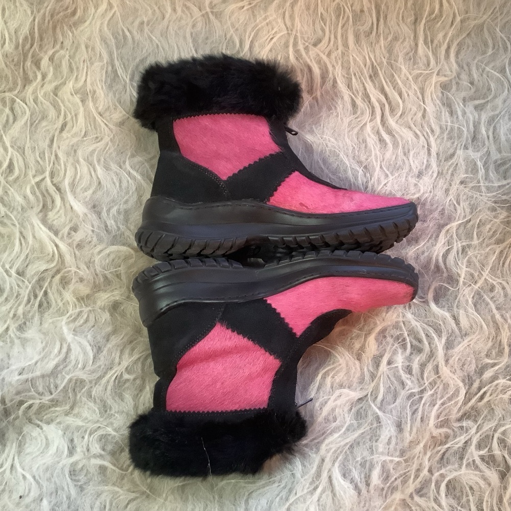 Pajar Fur Boots - Picture 2 of 9